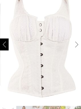 IM LOOKING FOR CORSET STORY WHITE CORSET